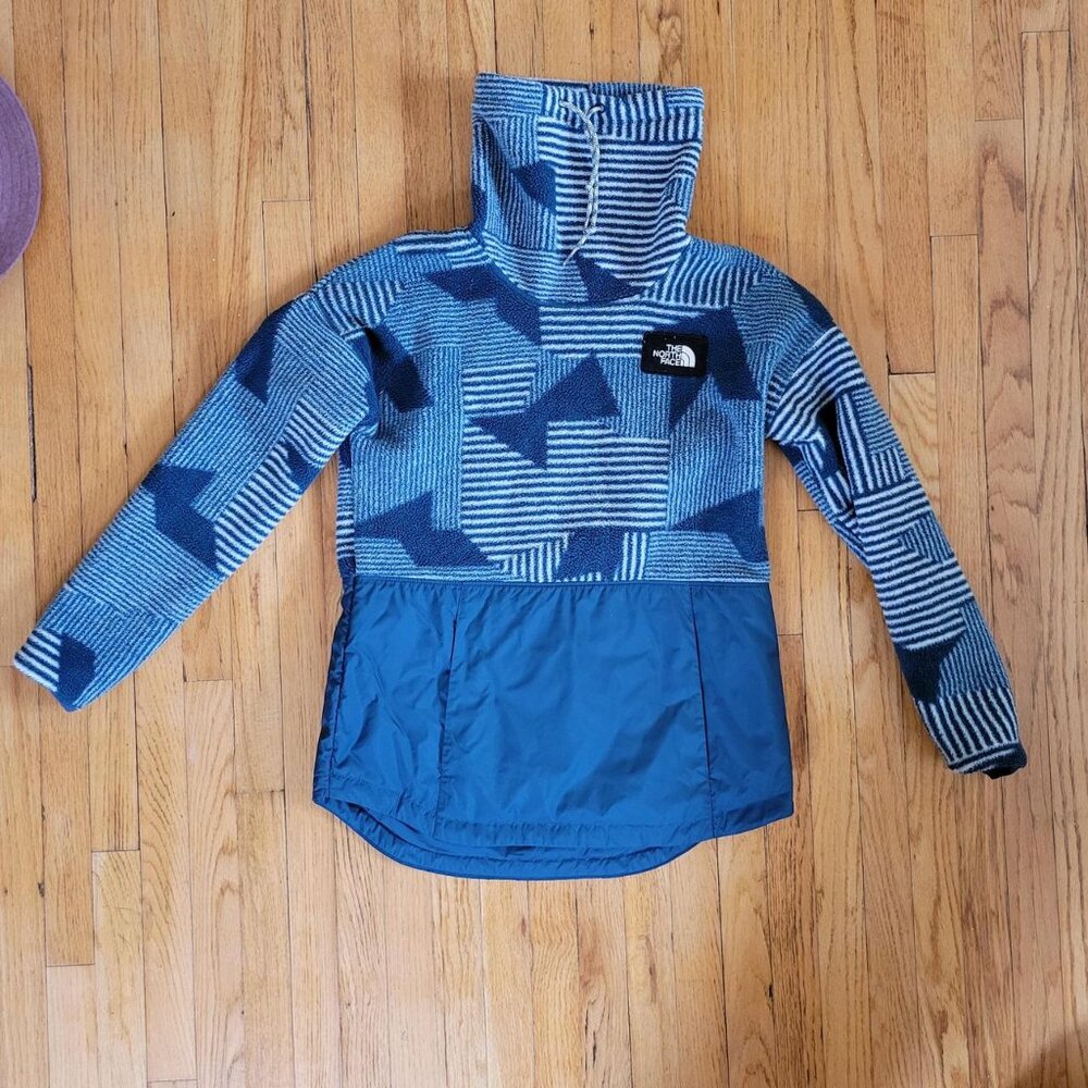 The North Face Women's Blue Sweatshirt with Funnel Neck